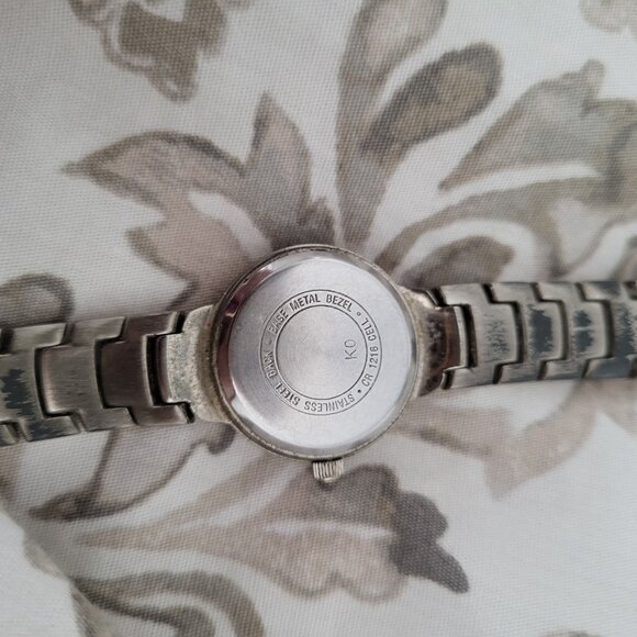 Carriage By Timex Women's Watch Silver Tone Blue Dial Bracelet Band - Picture 6 of 7